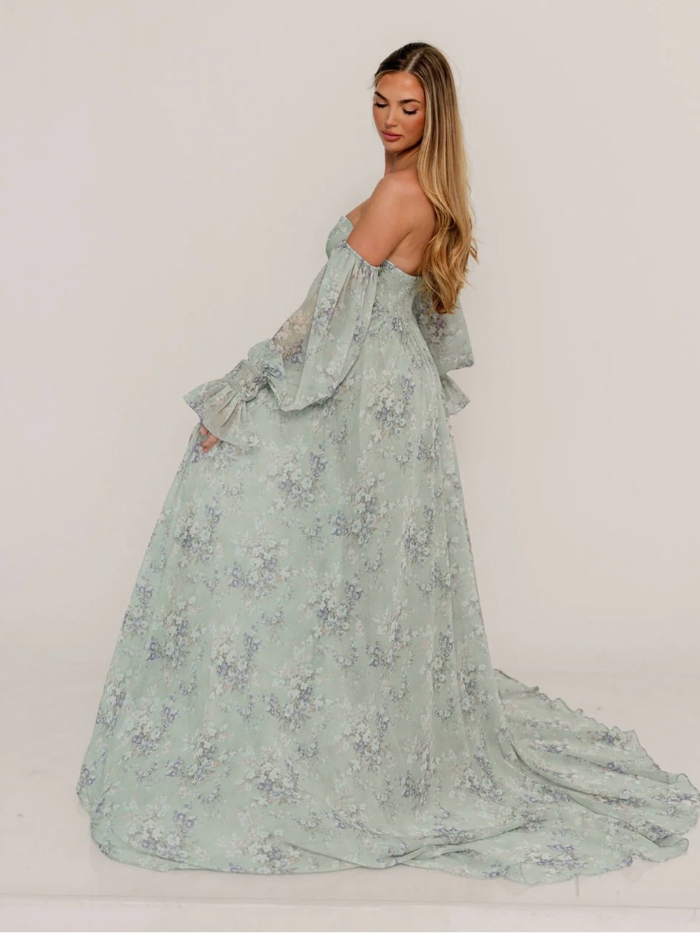 Worth Collective Delilah Maxi Dress with Train - Picture 2 of 8